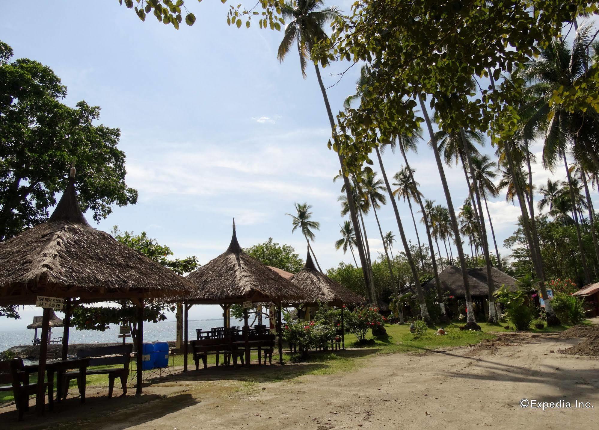 Punta Del Sol Araceli Beach Resort Samal Esterno foto